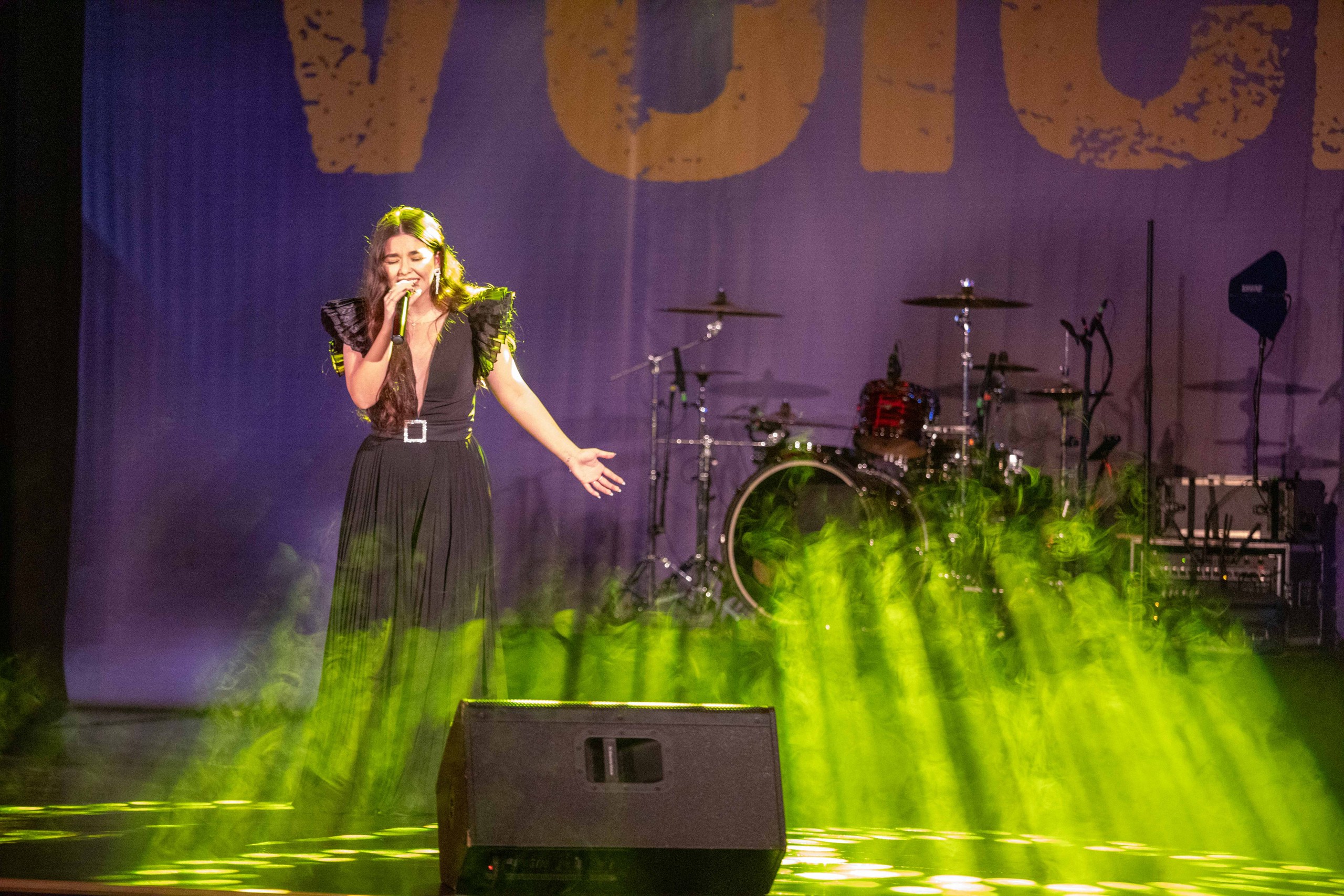 Cea de-a XIII-a ediție a Festivalului Naţional Concurs de Muzică Pop pentru Tineri și Studenți ”VOICES” și-a desemnat câștigătorii